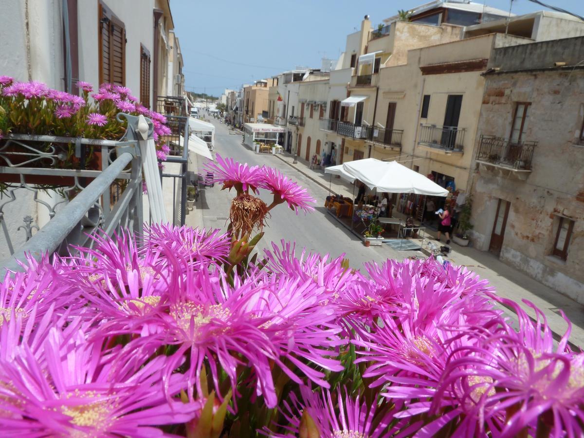 Holiday Homenza San Vito Lo Capo Exteriör bild