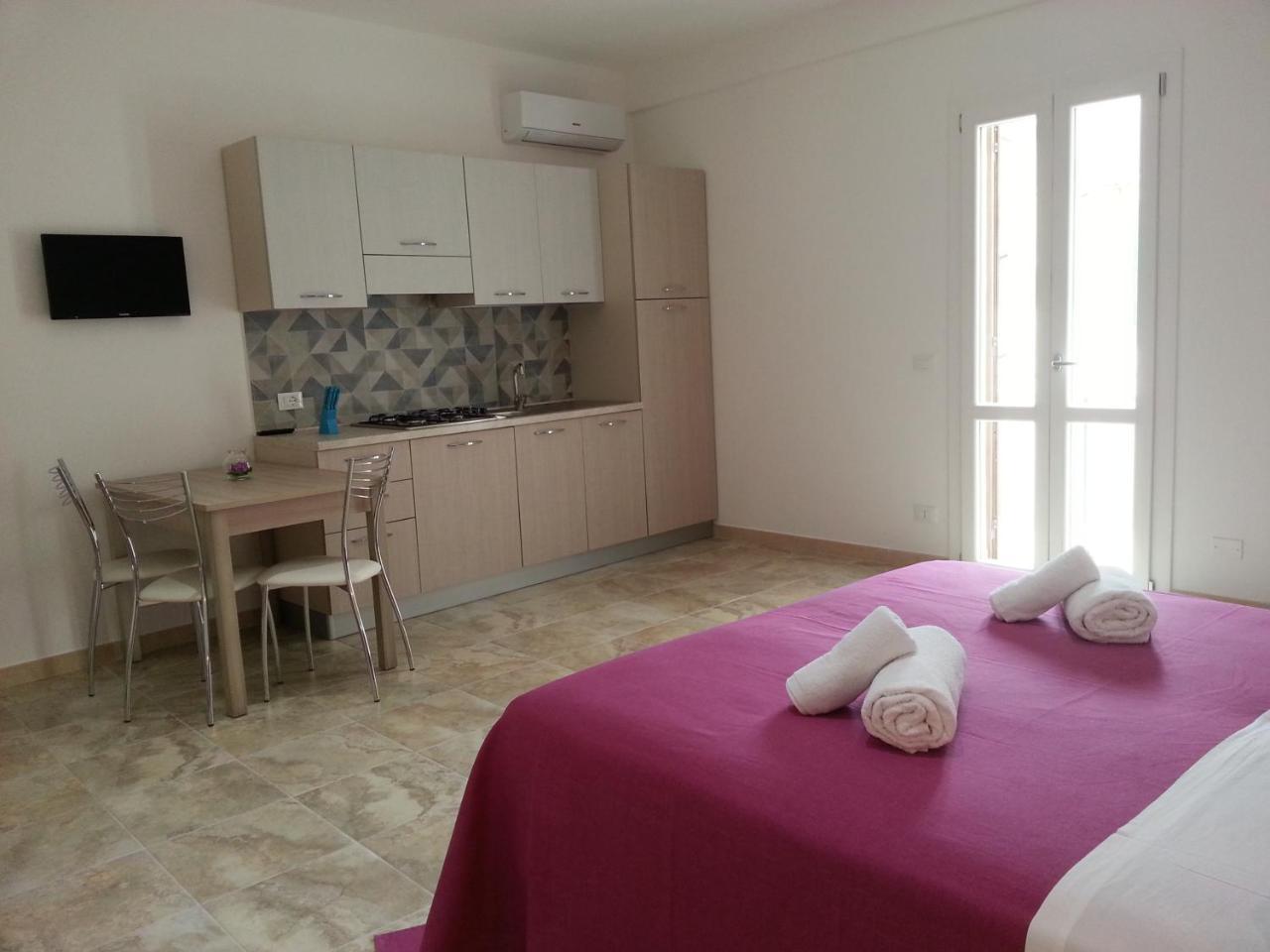 Holiday Homenza San Vito Lo Capo Exteriör bild